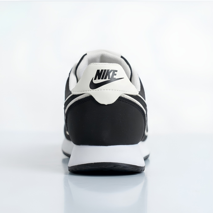 Ruqqi _ Nike cortez