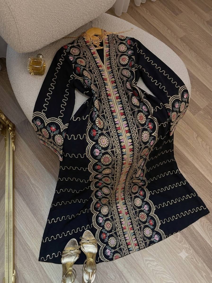 عباية وتين