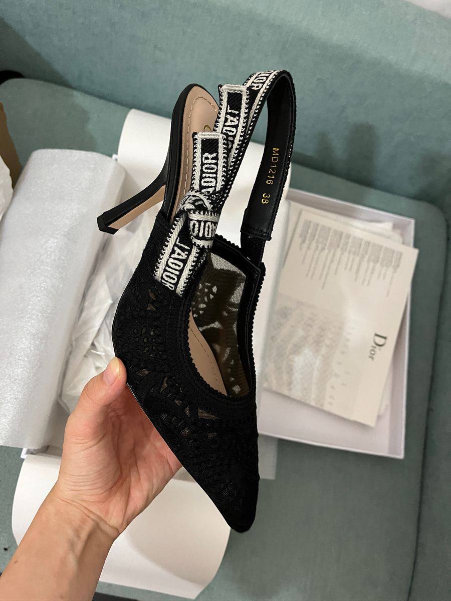 heels-n2373