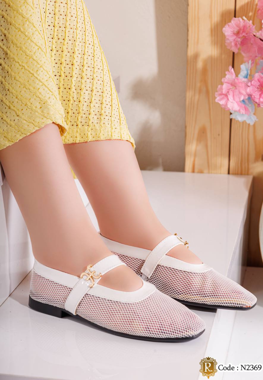 ballerina-N2369