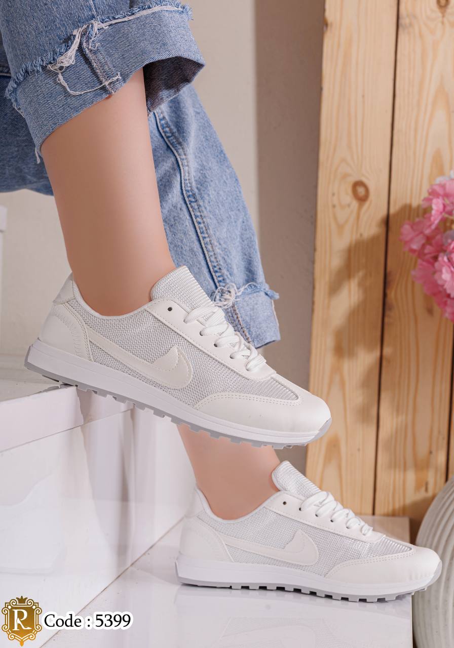 sneaker-5399