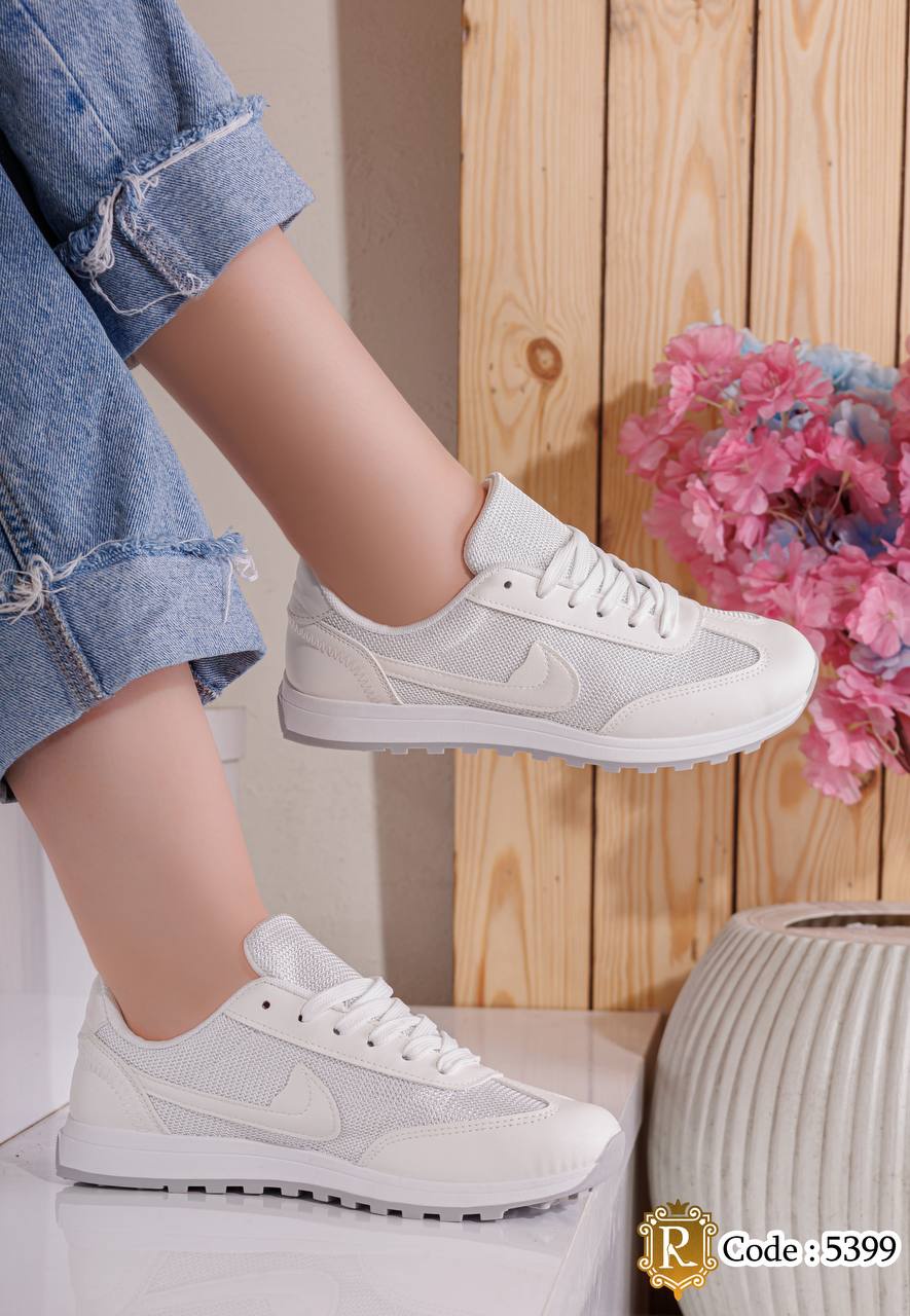 sneaker-5399