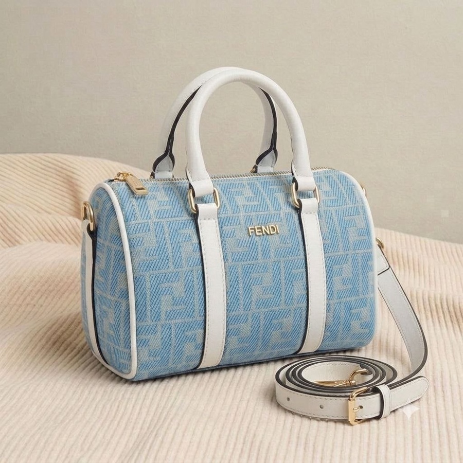 شنطة كروس حريمي بتصميم مستوحى من ماركة "Fendi " خامة premium بنقشة الماركة | Demand & Beyond