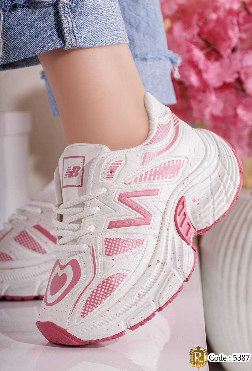 sneaker-5387