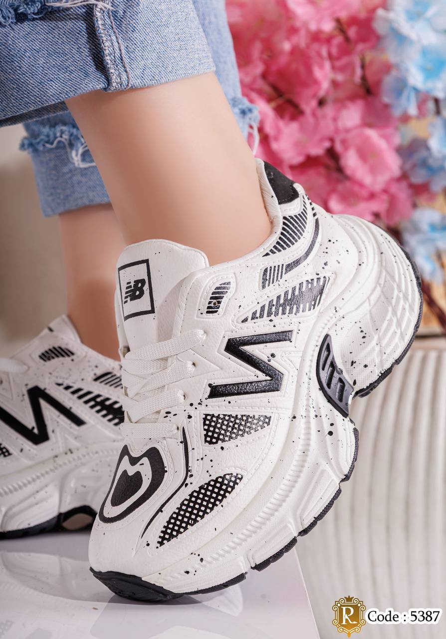 sneaker-5387