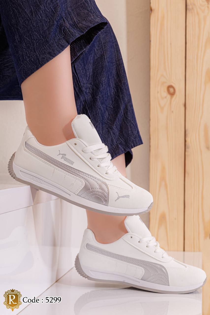 sneaker-5299