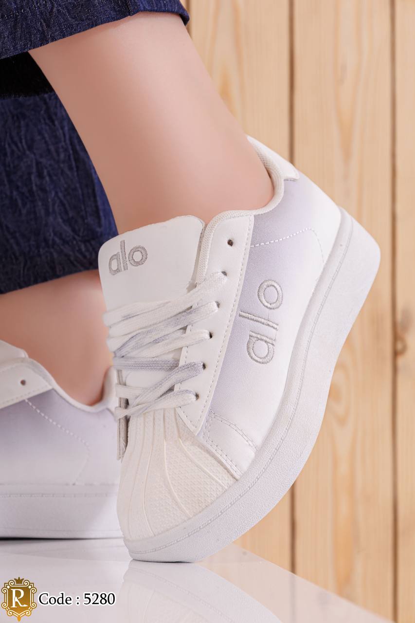 sneaker-5280
