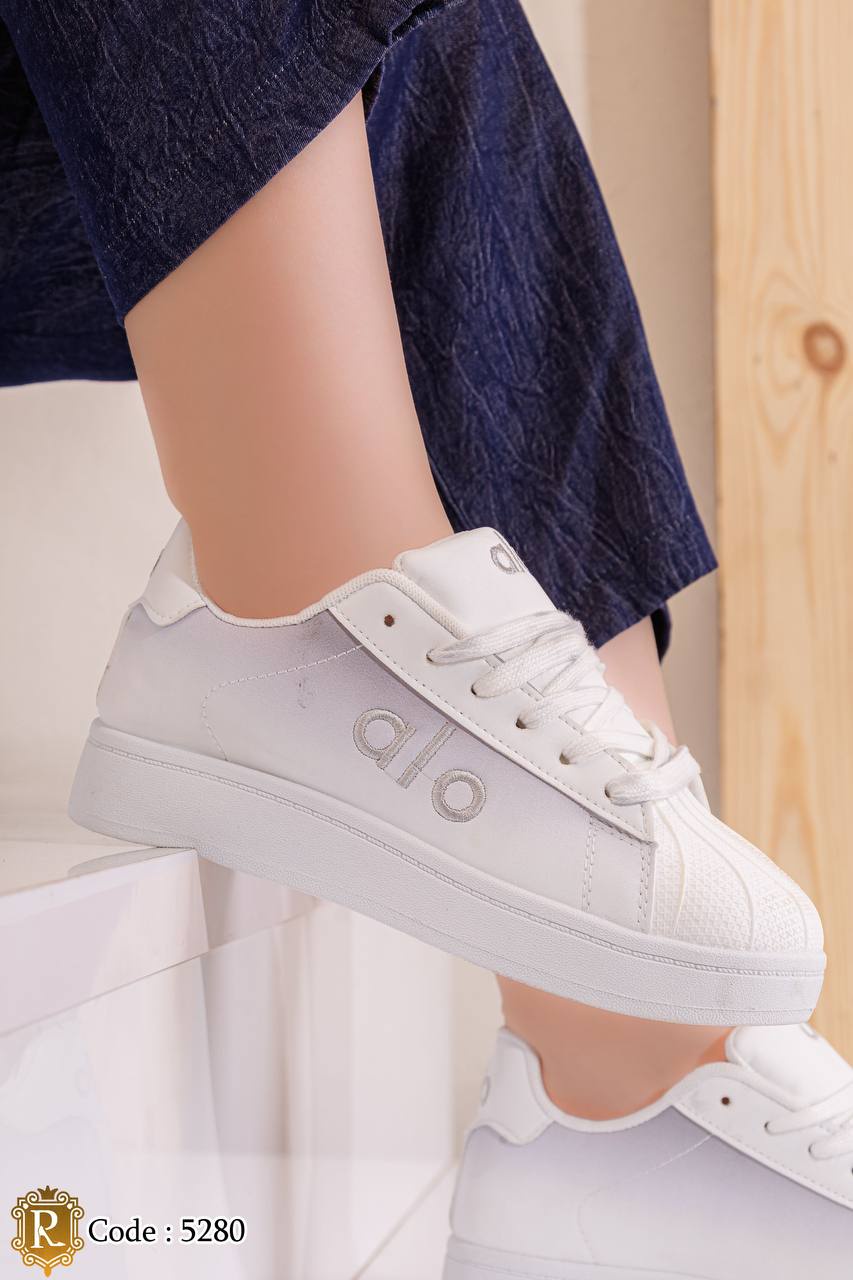 sneaker-5280