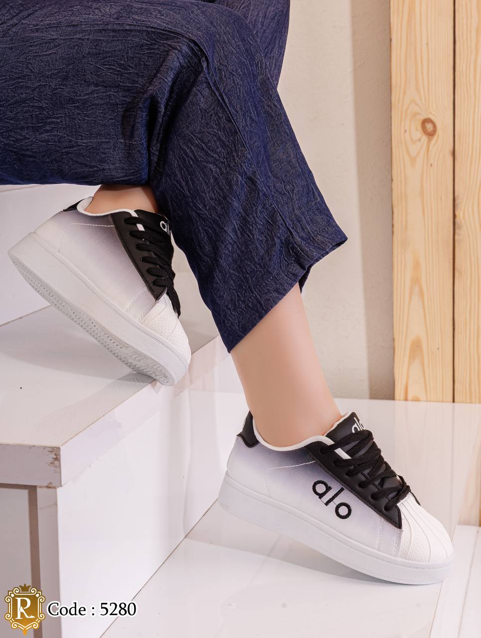 sneaker-5280