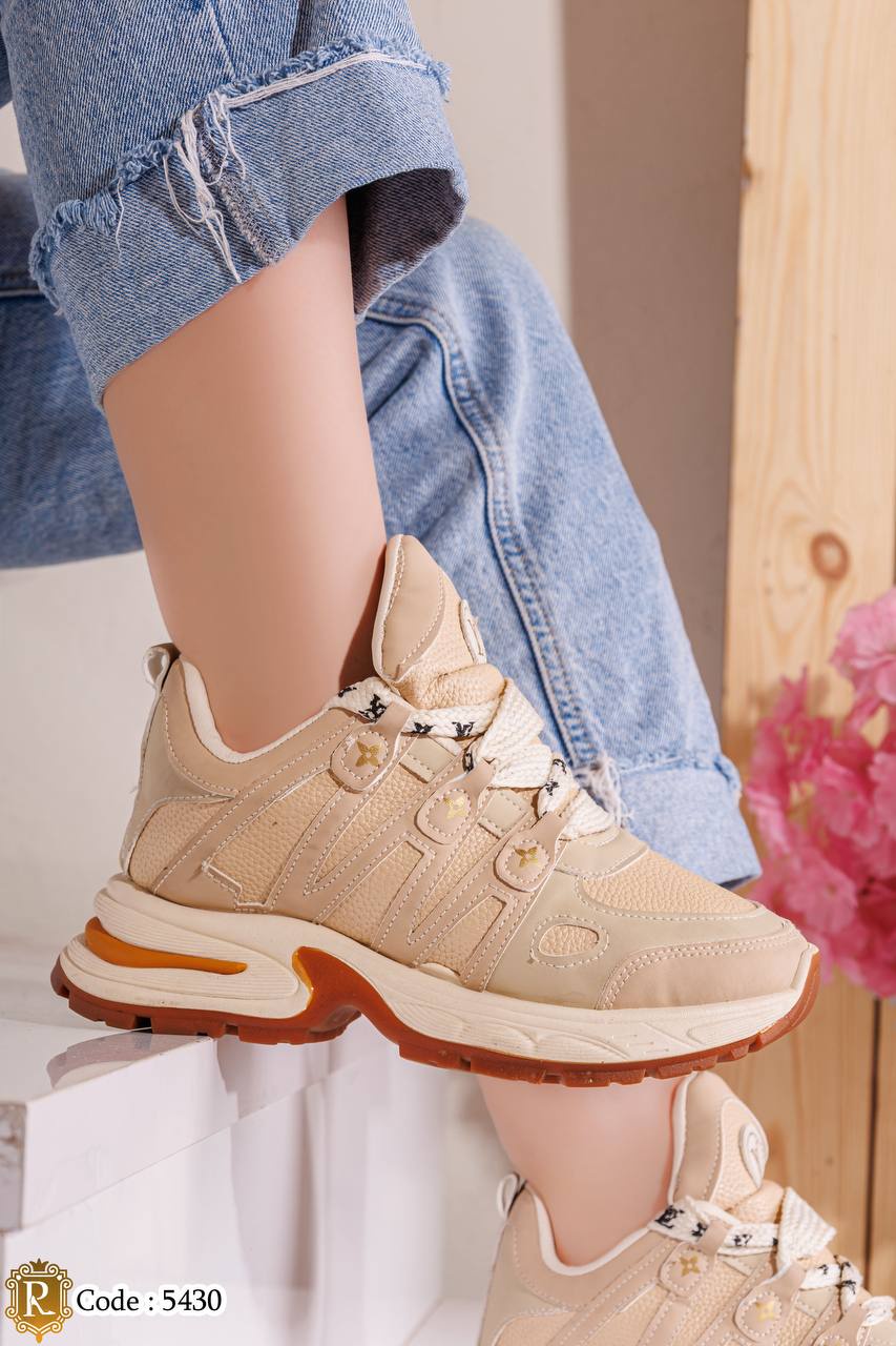 sneaker-5430