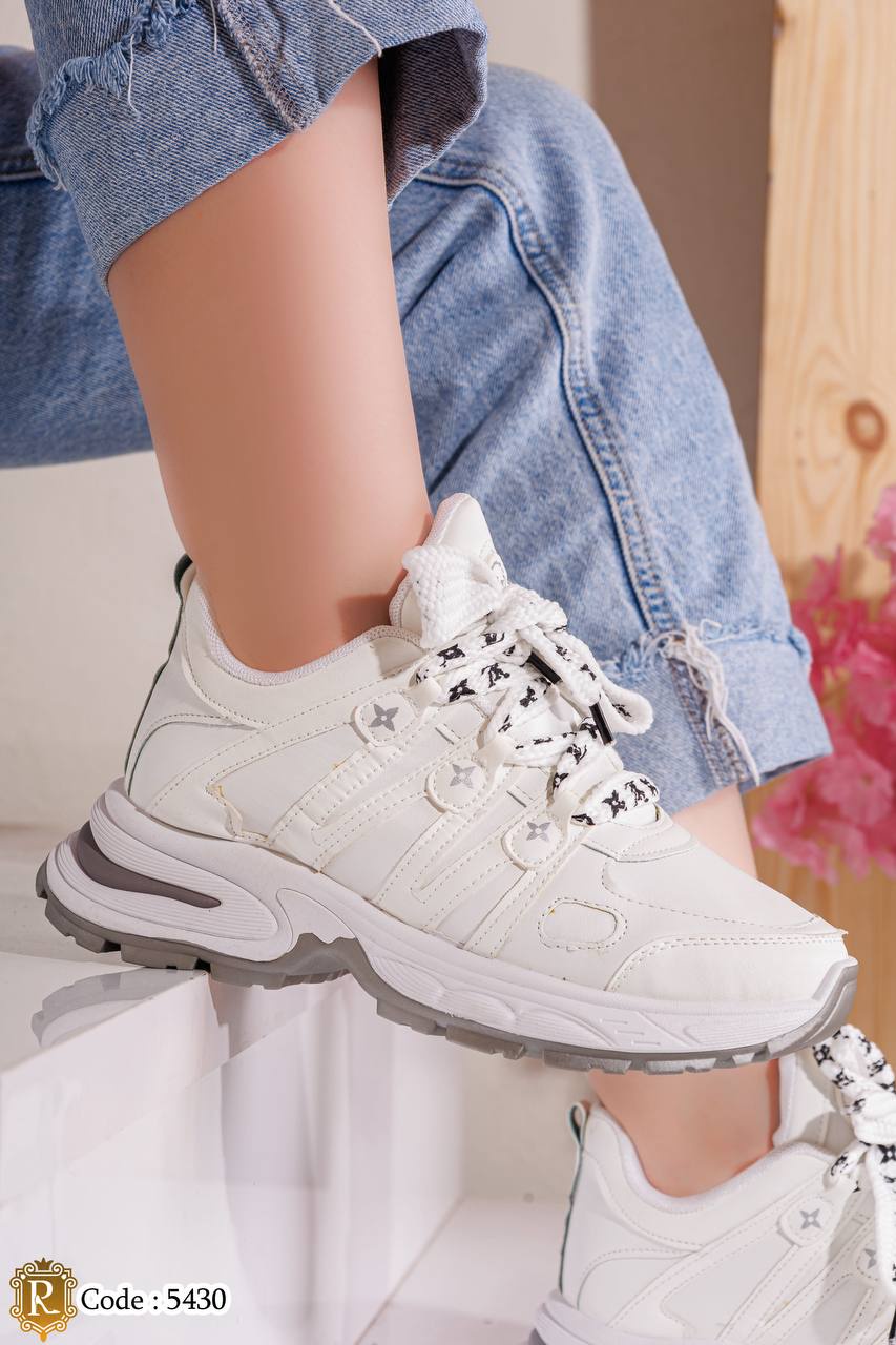 sneaker-5430