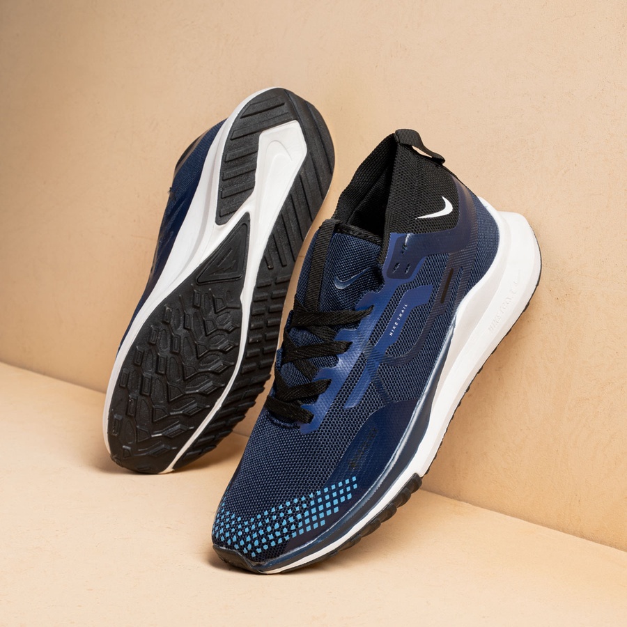 كوتشي Nike Running vev4 