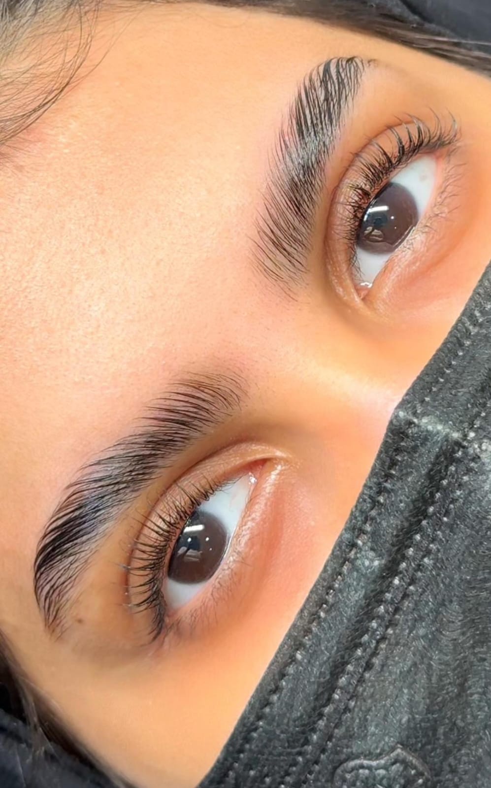 لامينيشن الحواجب (Brow Lamination)