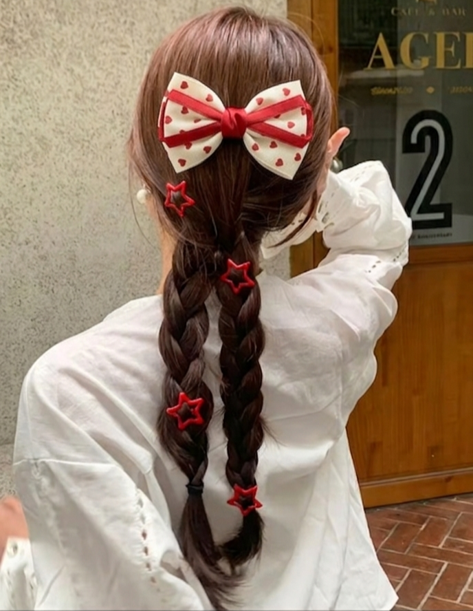 Red Bow Pin & Stars Pins ٣قطع 