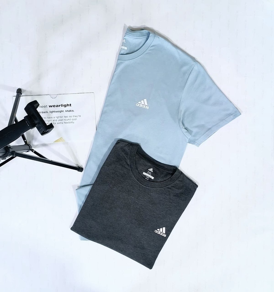 Adidas T-shirt