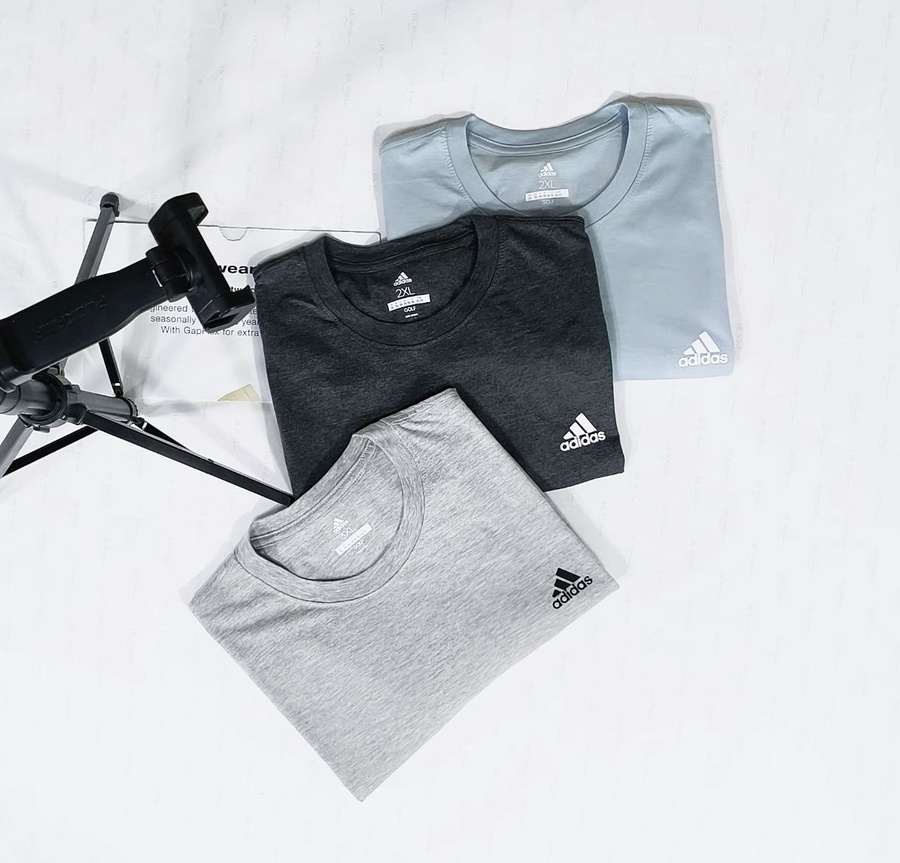 Adidas T-shirt