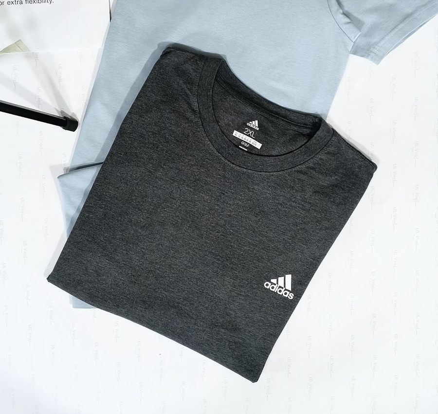 Adidas T-shirt
