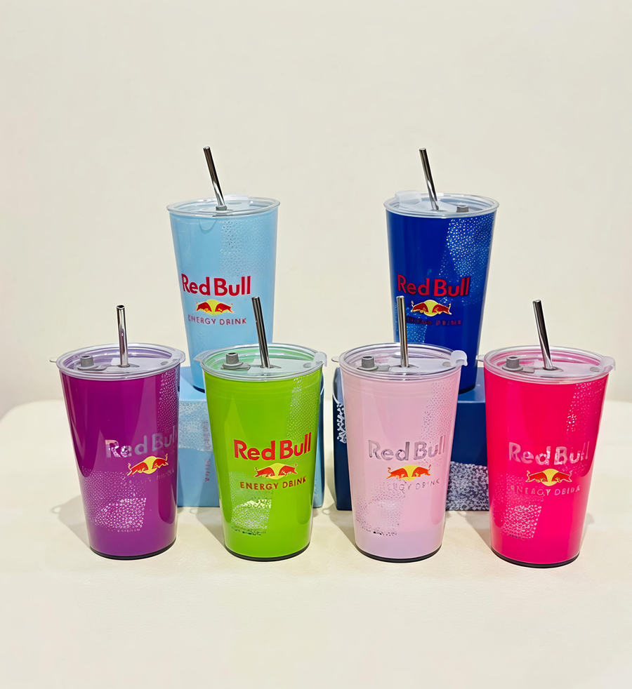 Glow & Go Red Bull Cup (مج ريد بول المضيء)