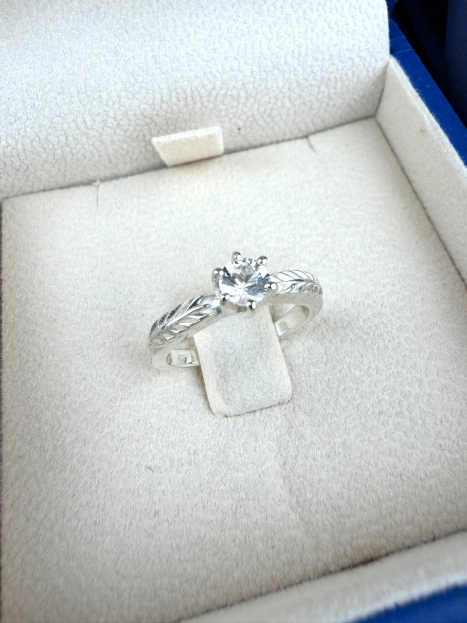 Topaz 925 Silver Ring - IGI certified - Nature's Texture Design 