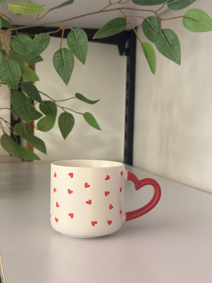 مج "هارت شيب" (Heart Shape Mug)