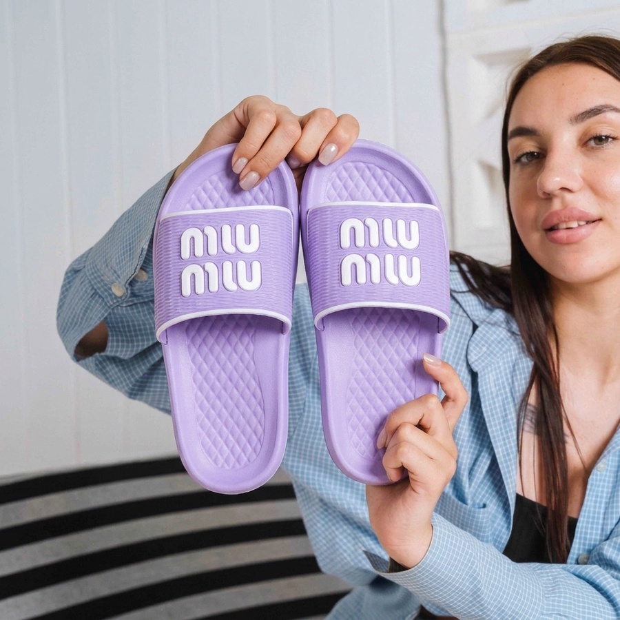 MIU Eva Slide 