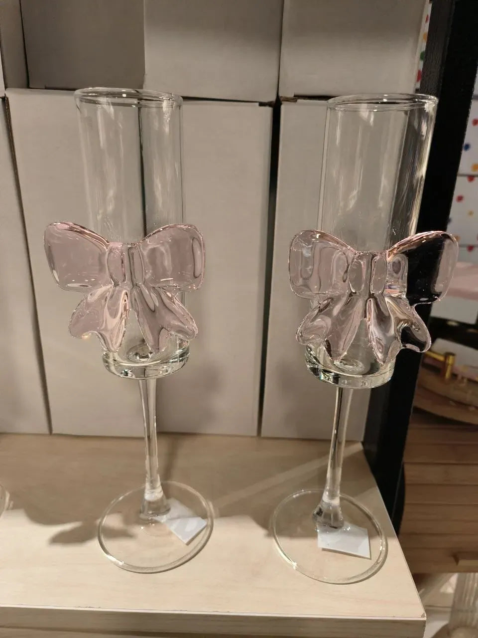 كاس الفيونكة "كوكييت" الزجاجي . Pink Bow Flutes