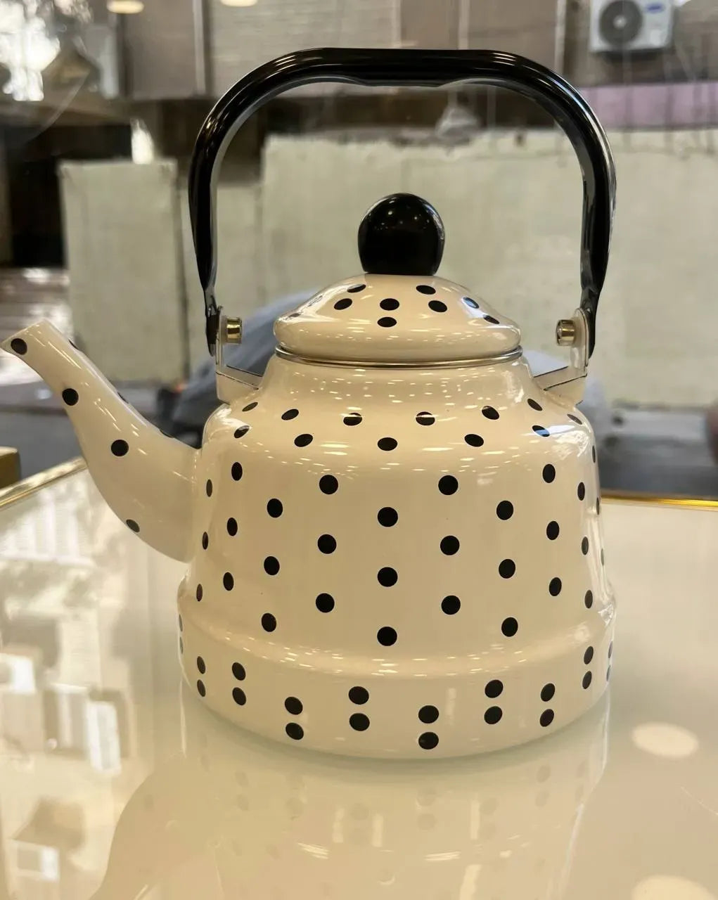 براد شاي معدني كلاسيكي "ريترو"  Dotted Tea Kettle