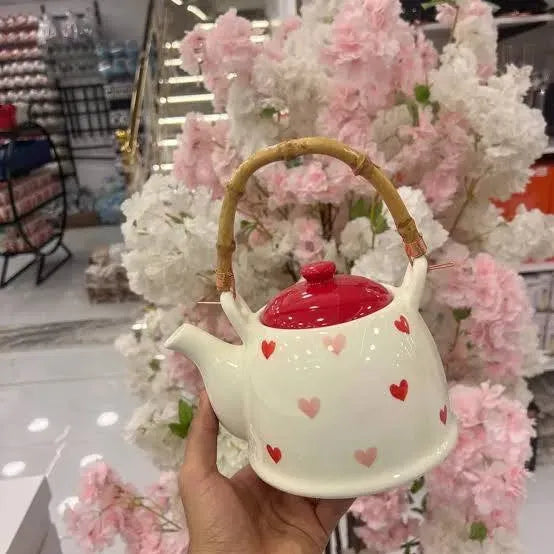 إبريق الشاي الكلاسيكي Wooden Handle Teapot