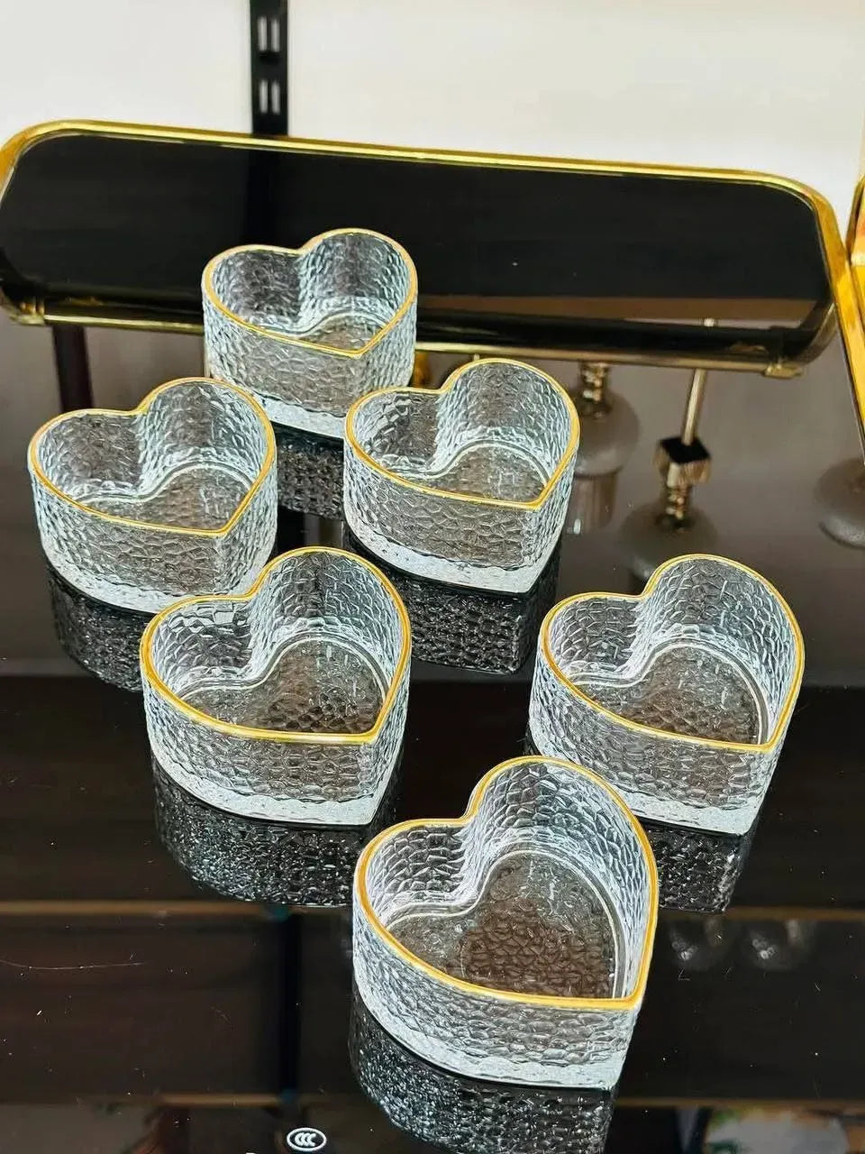 طقم تقديم القلب الذهبي💛 - ٦ قطع