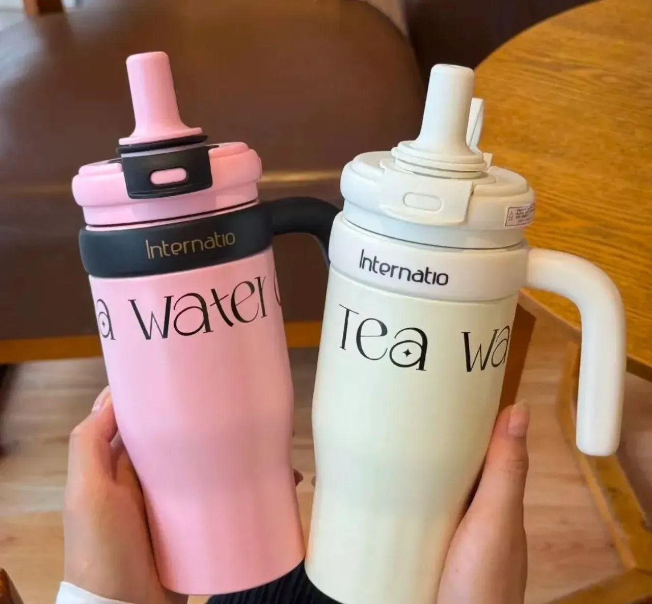  السفر الحراري "ستانلي ستايل" بمقبض وشاليموه. Thermal Travel Mug
