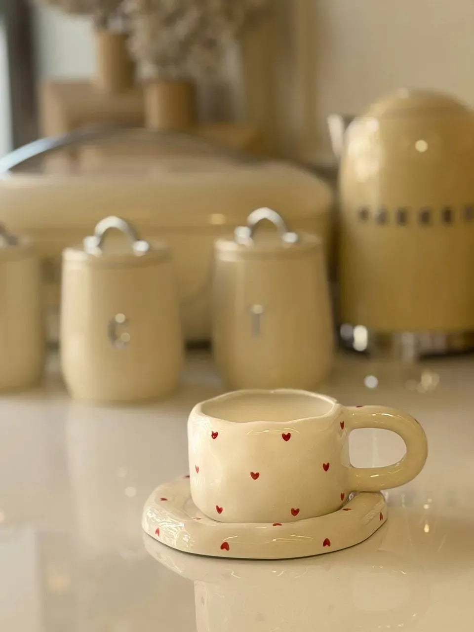 طقم مج وطبق "تشابي" القلوب الرومانسية Chubby Hearts Mug