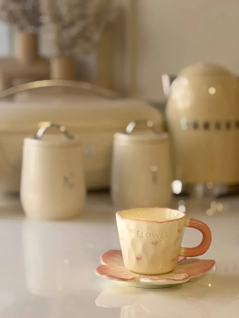 طقم مج وكوستر "لوتس" Flower Shape Mug Set