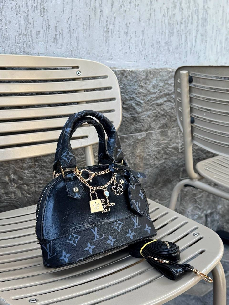 louis-vuitton-bag
