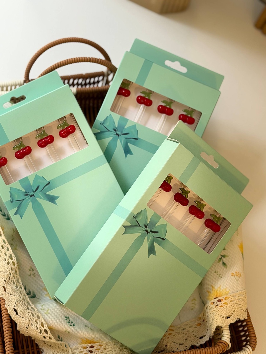 طقم شاليموه زجاج (سترو) بتصميم الكريز 🍒 - 4 قطع مع فرشاة تنظيف