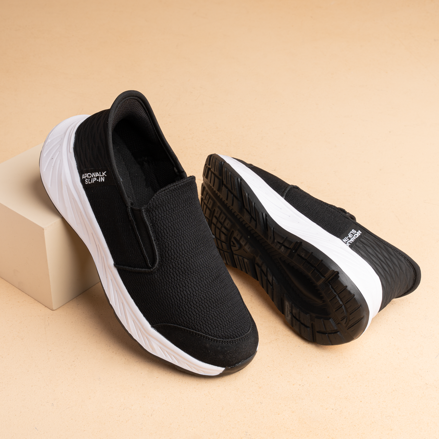 كوتشي Skechers SN3 طبي Slip In | نعل EVA خفيف ومريح