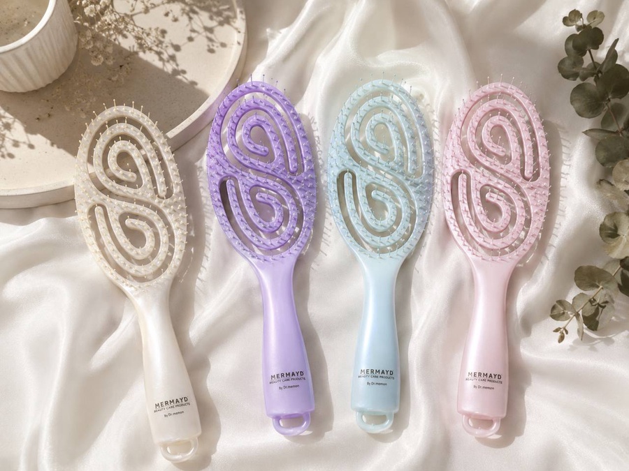 Hair Brush | فرشاة الشعر