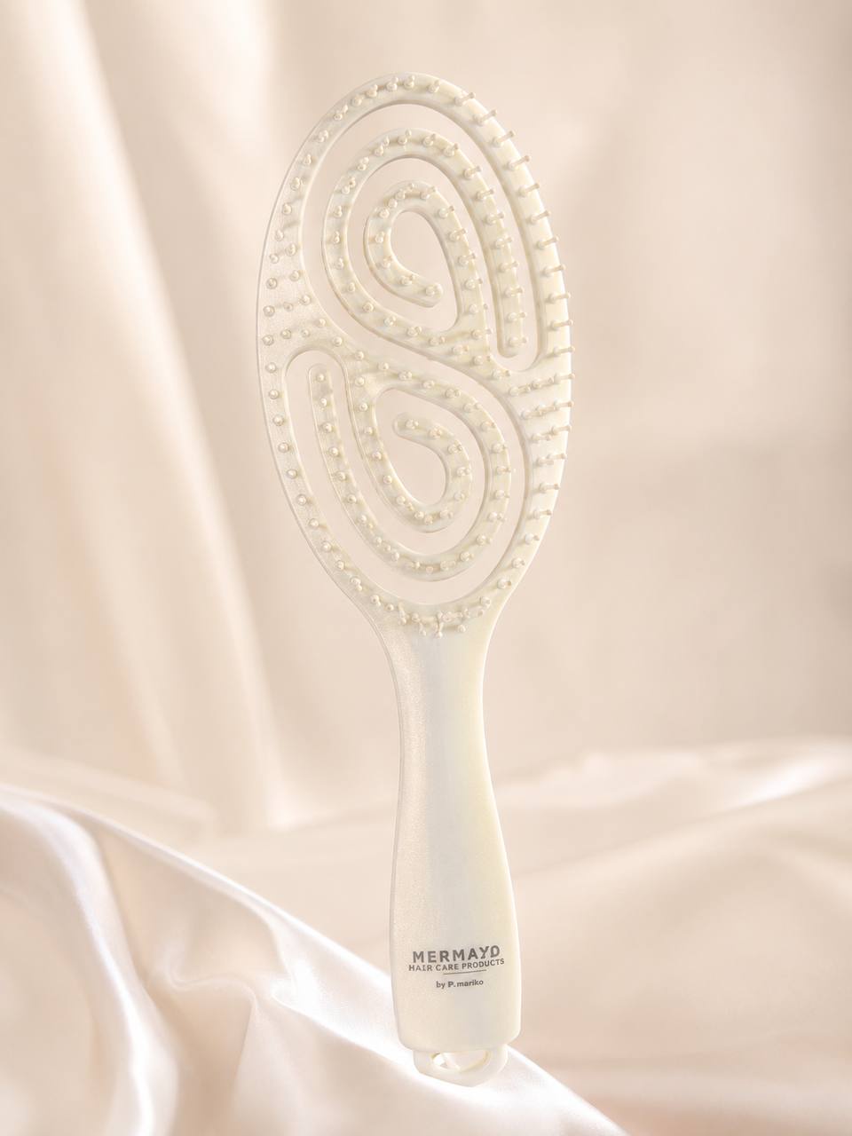 Hair Brush | فرشاة الشعر