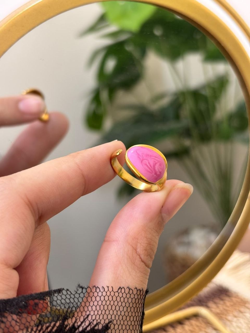 pink Aura Ring