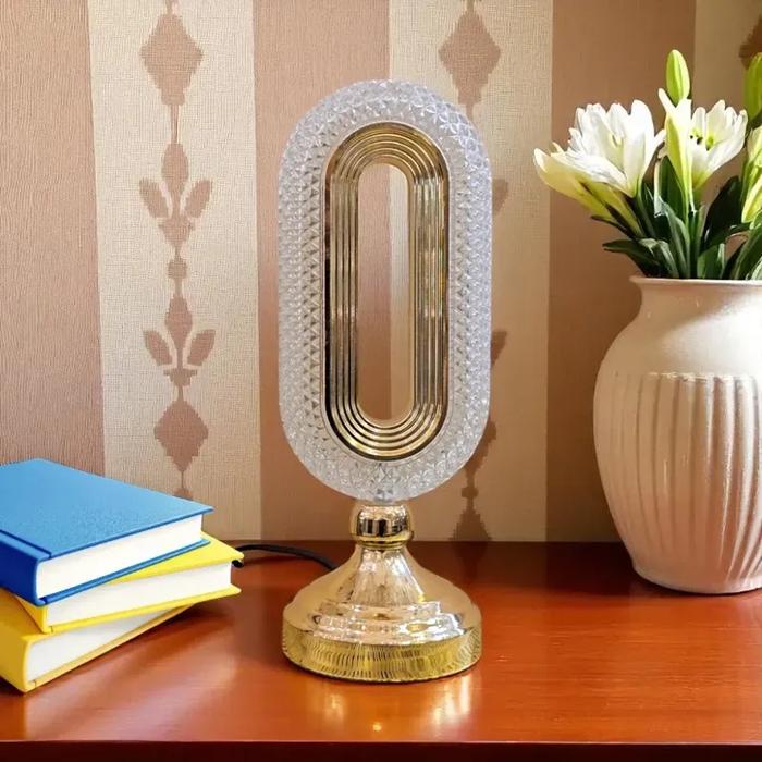 مصباح طاولي كريستالي فاخر بتصميم مودرن