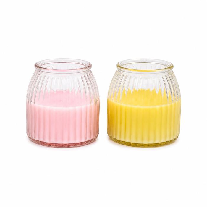 شمعة معطرة بتصميم كلاسيكي مضلع