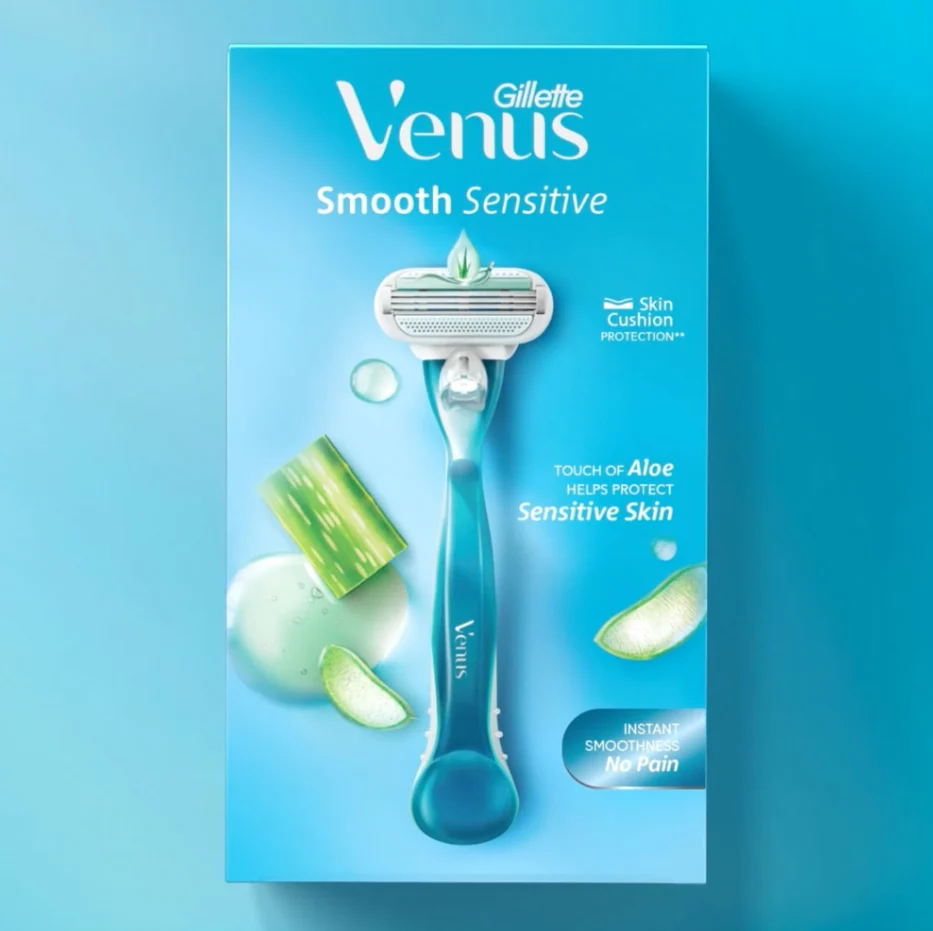 ماكينة حلاقة نسائية فينوس سموث سينسيتيف بالصبار للبشرة الحساسة من جيليت - Gillette Venus Smooth Sensitive Razor