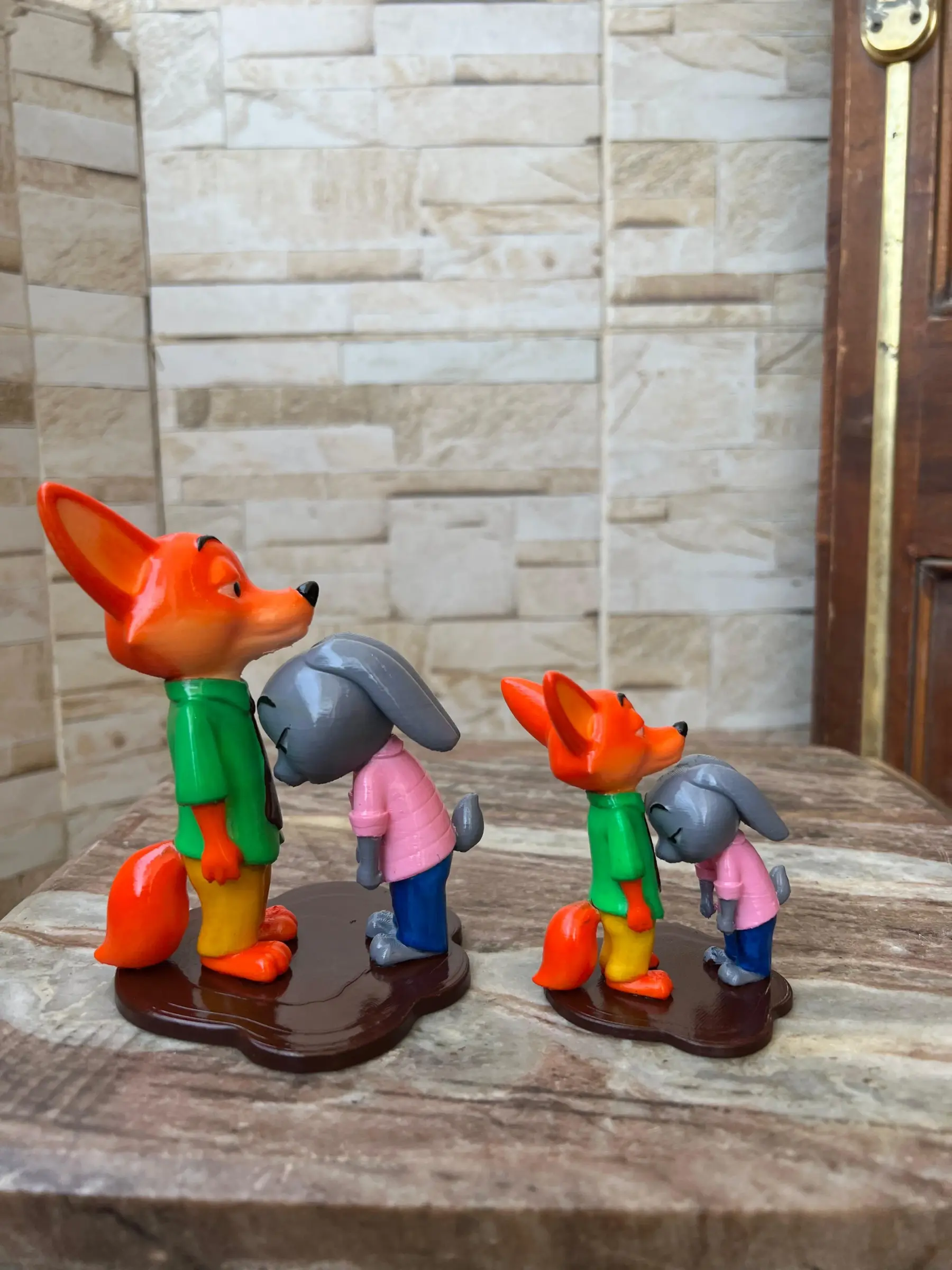 Zootopia Figures: Nick & Judy