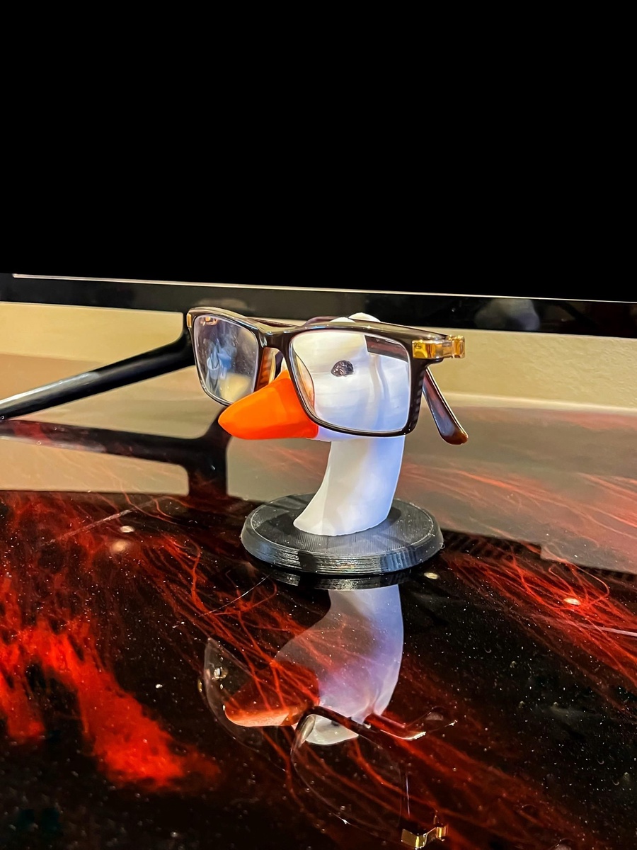 Goose Glasses Holder