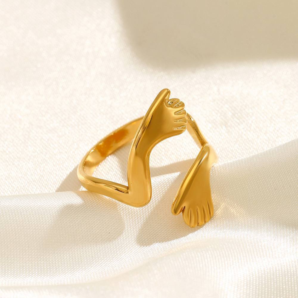 Hug Ring