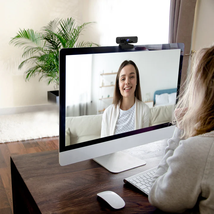 j5create JVCU100 USB HD Webcam with 360° Rotation