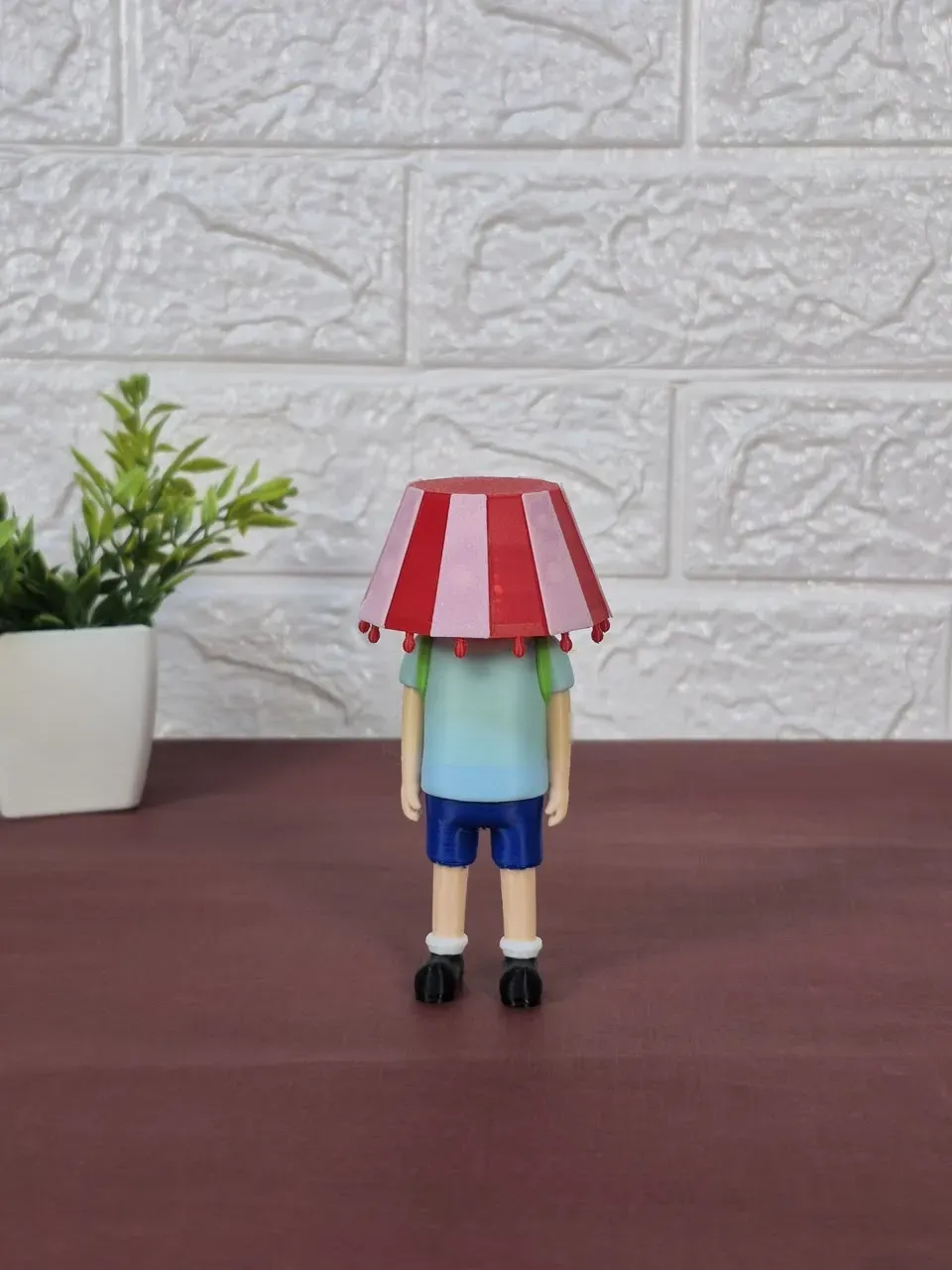 أنا أباجورة - Finn Lamp head