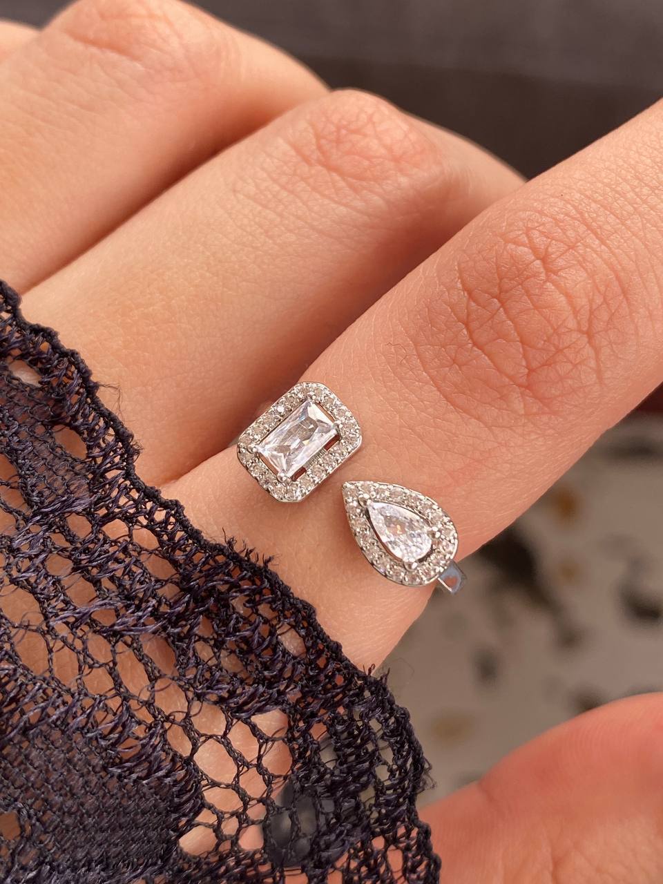 Elegant Crystal Ring