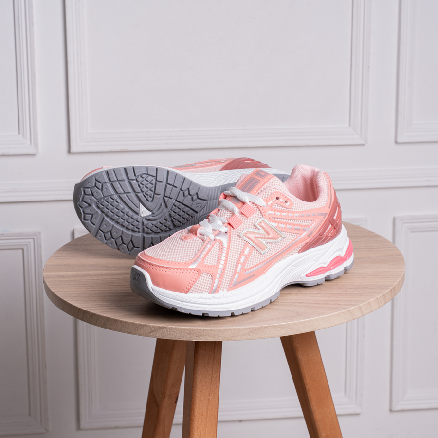 New Balance SV65 | كوتشي خفيف ومريح للاستخدام اليومي