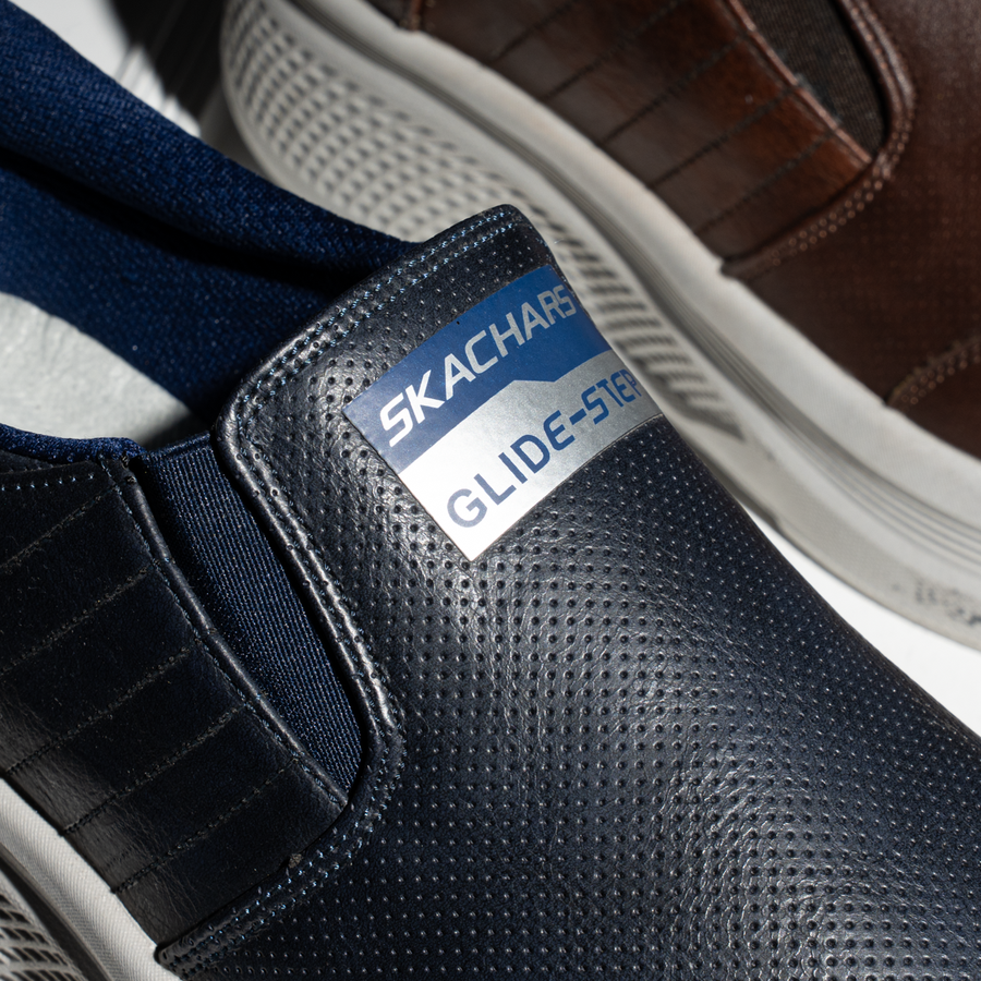 Skechers Glide Step Leather SV66 | حذاء جلد مريح