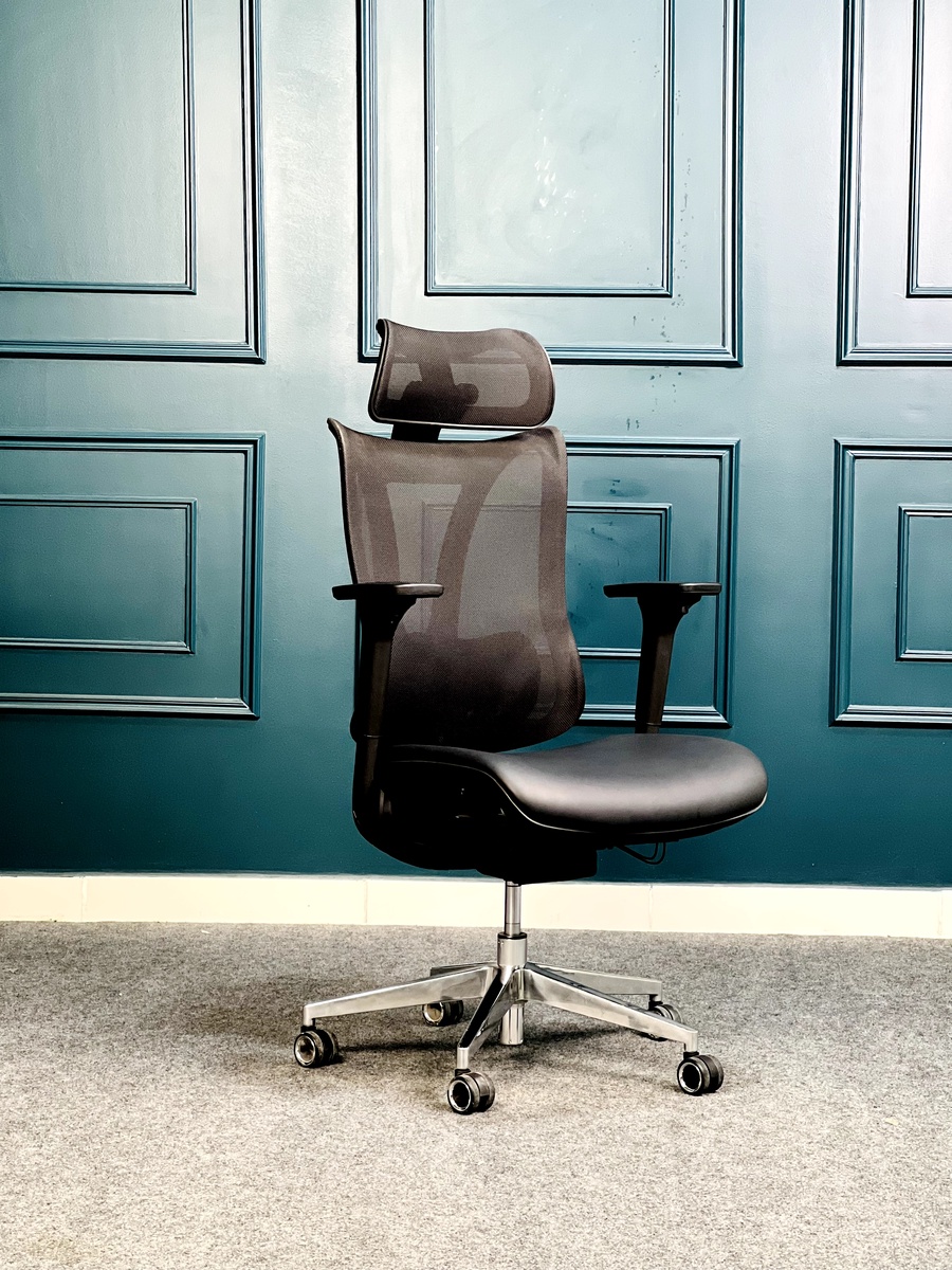 Montaro Chair-latex foam seat 